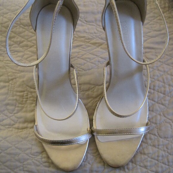 DAVID'S BRIDAL ROSE GOLD METALLIC STILETTO BACI TRIPLE STRAP HEELS 10 $69.00 NEW - Picture 3 of 6